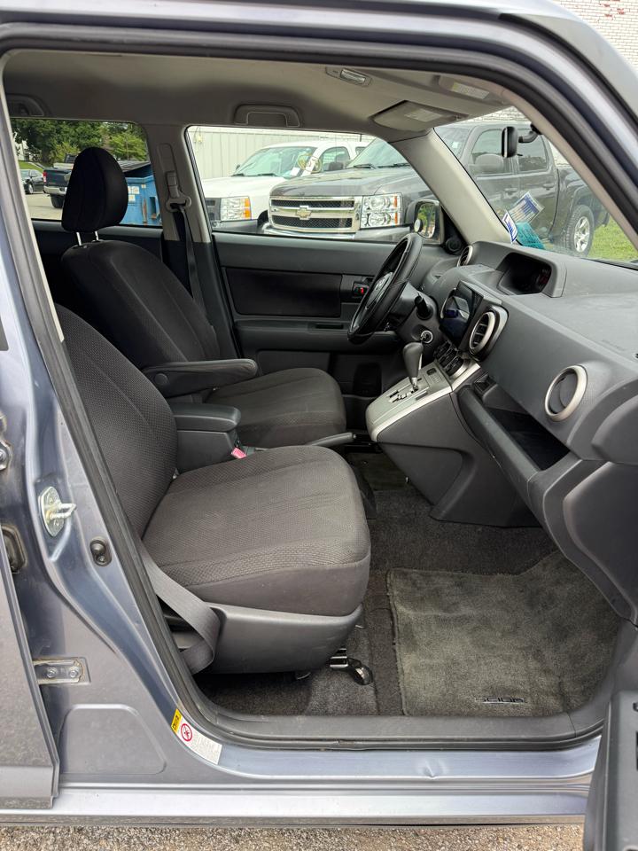 Scion xB Wagon 2009