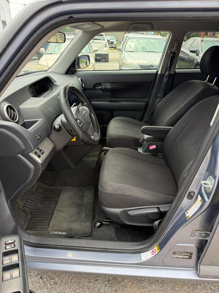 Scion xB Wagon 2009