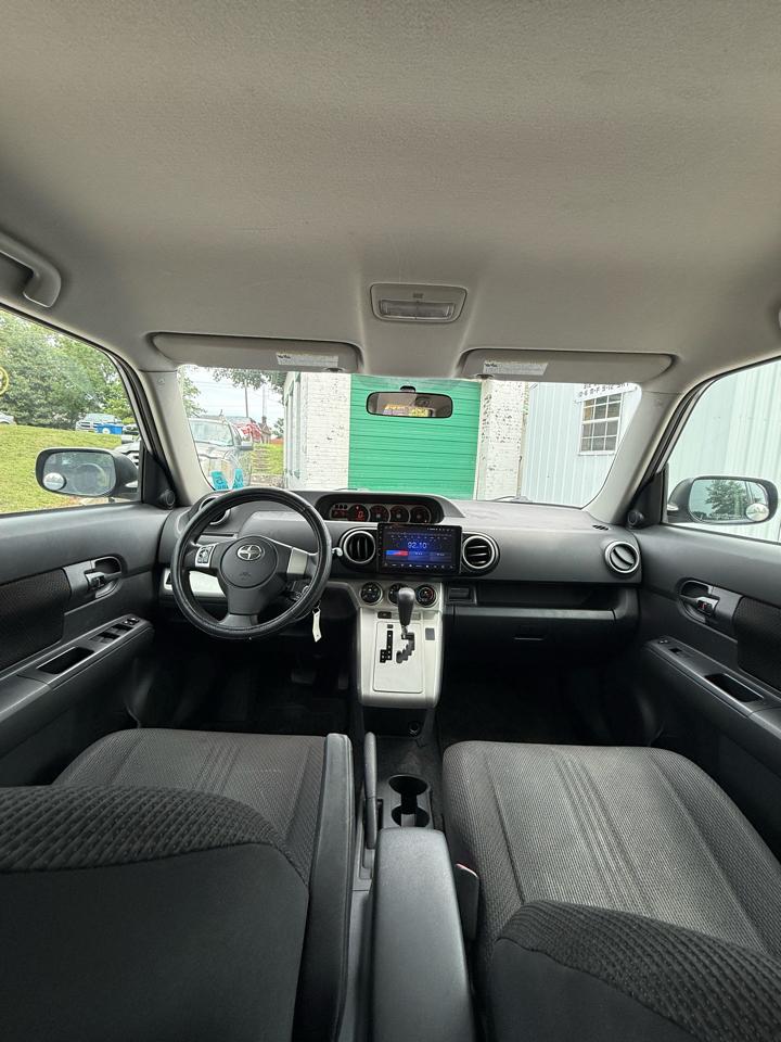 Scion xB Wagon 2009