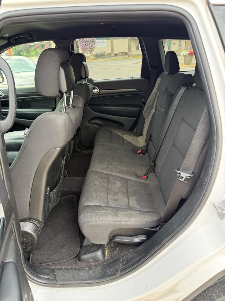 Jeep Grand Cherokee Laredo 4WD 2018