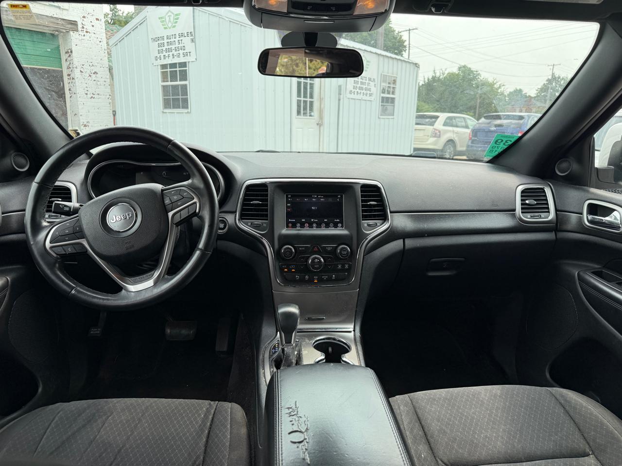 Jeep Grand Cherokee Laredo 4WD 2018