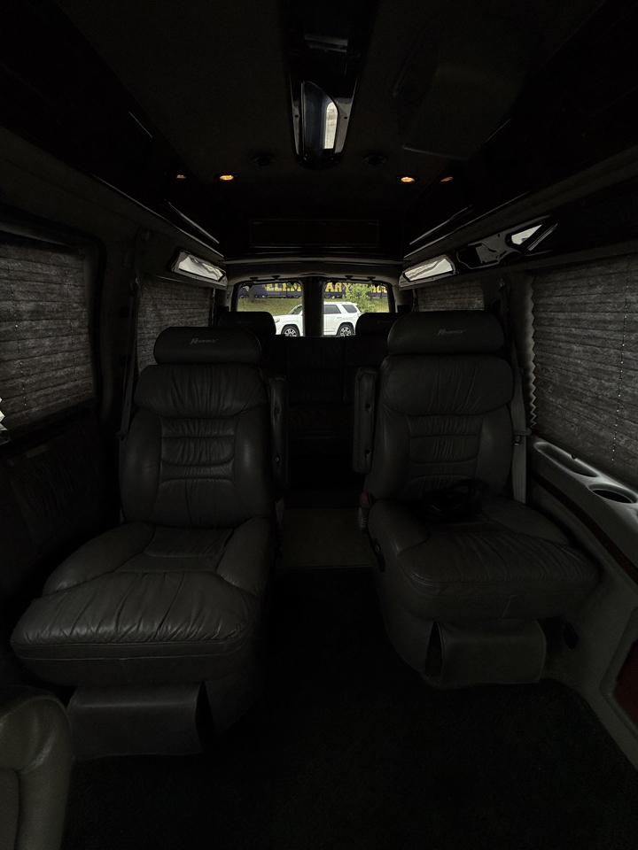 Chevrolet Express 1500 Cargo 2001