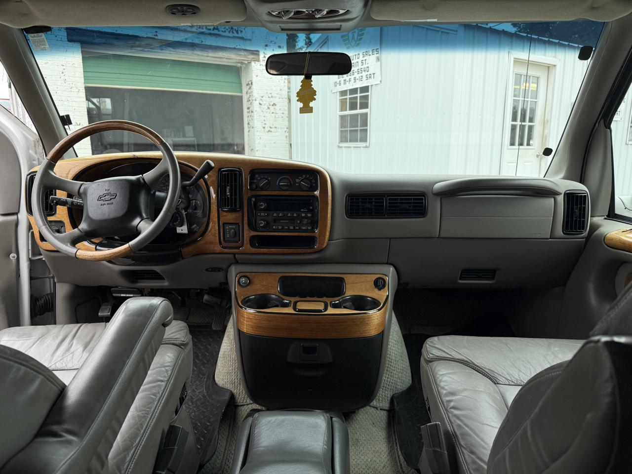 Chevrolet Express 1500 Cargo 2001