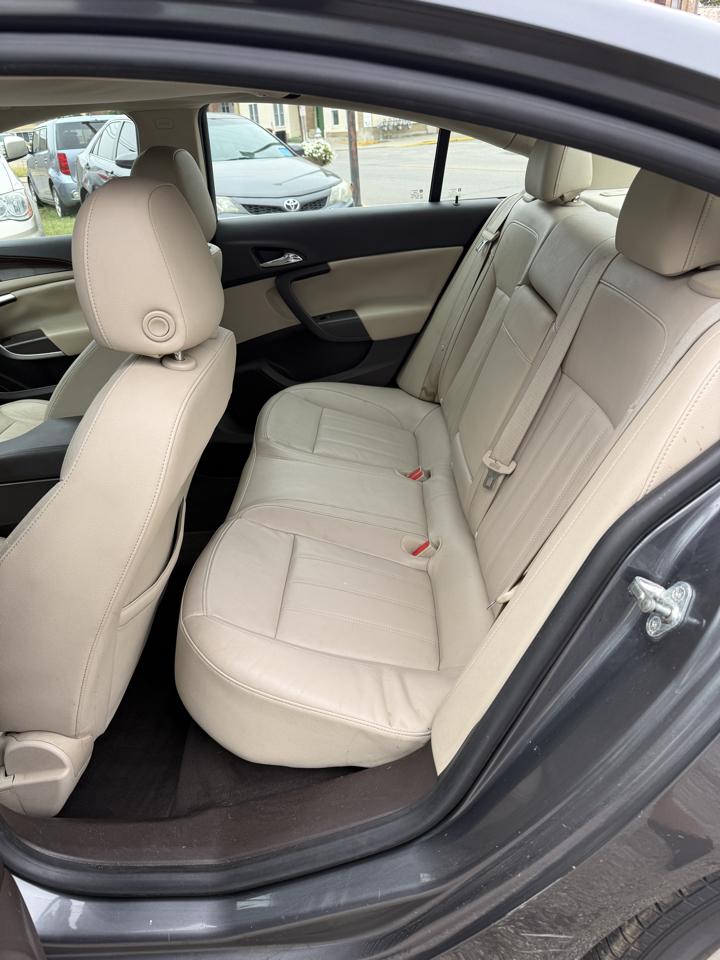 Buick Regal CXL - 1XL 2011