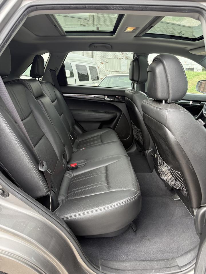 Kia Sorento SX 2WD 2012