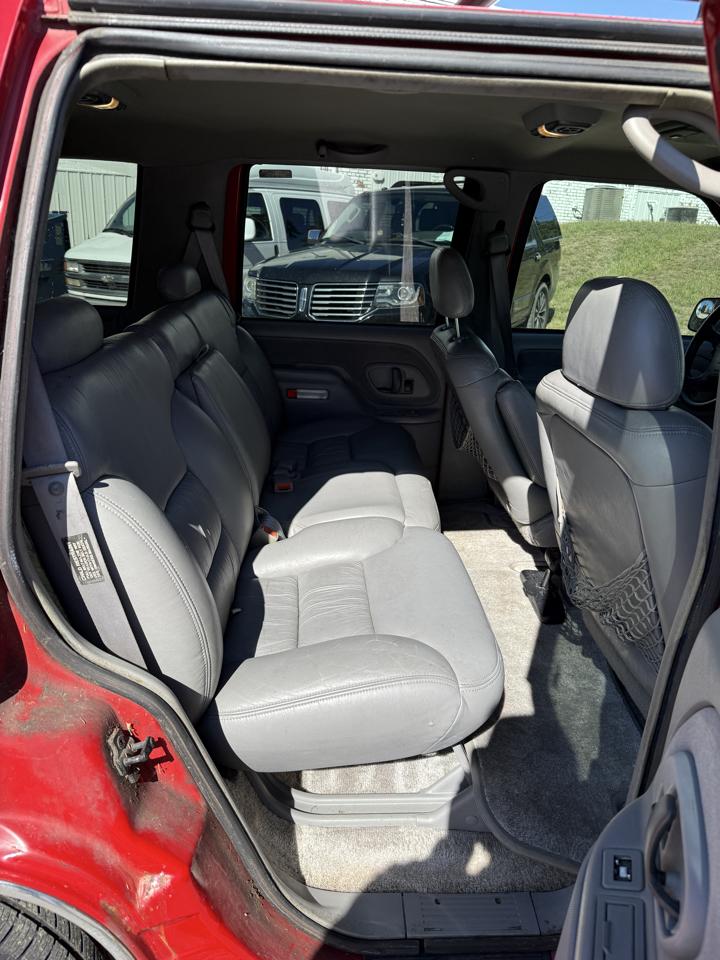 Chevrolet Tahoe 4-Door 2WD 1996