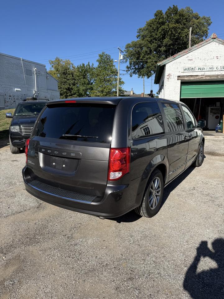 Dodge Grand Caravan SE 2014