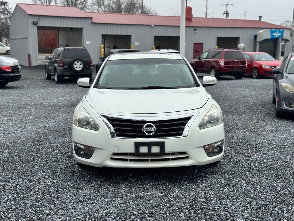 2013 Nissan Altima 2.5 photo 2
