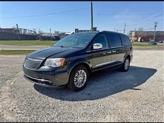 2013 Chrysler Town & Country 