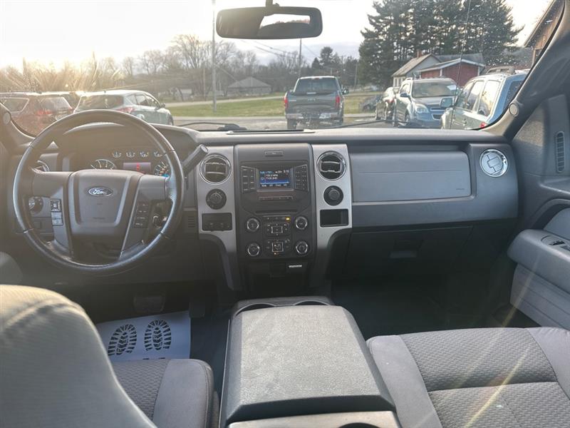 Ford F-150 XL SuperCrew 5.5-ft. Bed 4WD 2013