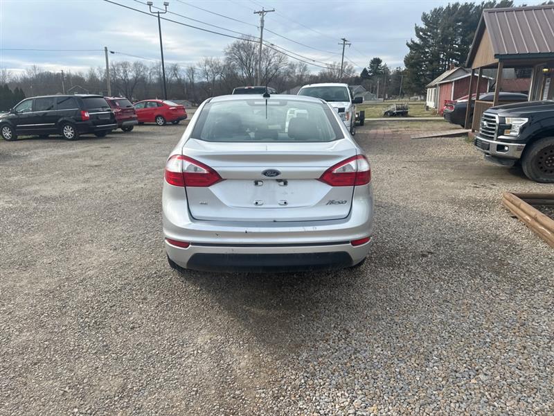 Ford Fiesta SE Sedan 2018