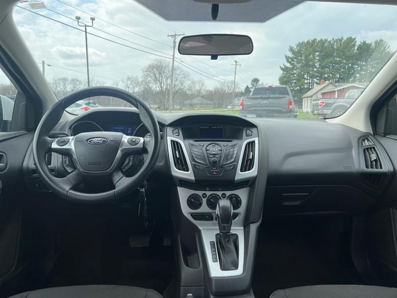 Ford Focus SE Sedan 2013
