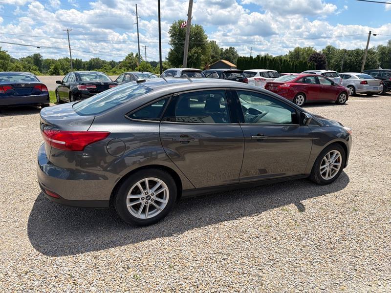 Ford Focus SE Sedan 2018