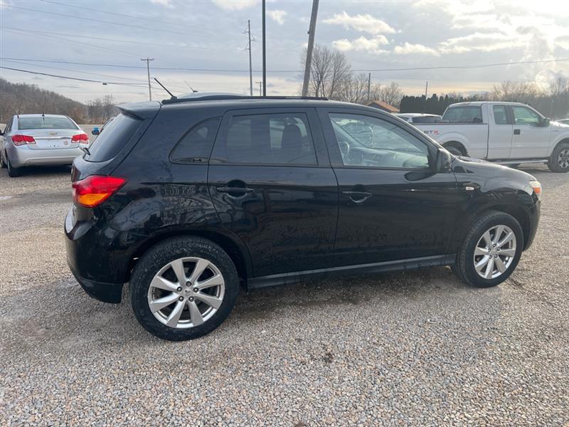 Mitsubishi Outlander Sport ES 2WD 2015