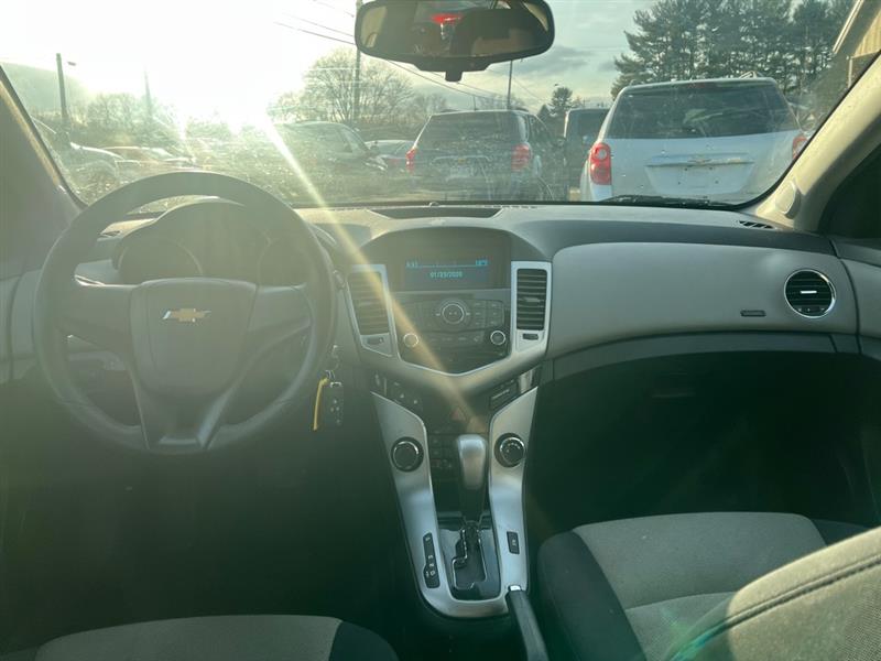 Chevrolet Cruze 2LS 2012