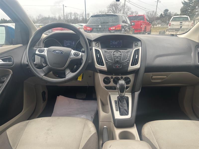 Ford Focus SE Hatch 2014