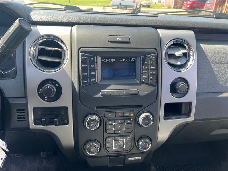 Ford F-150 XL SuperCab 8-ft. Bed 4WD 2014