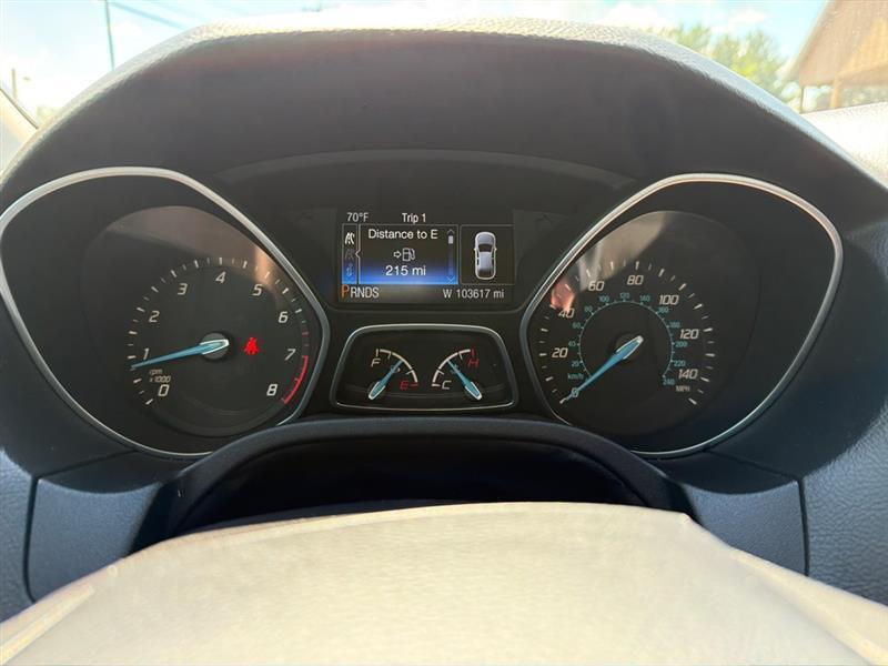 Ford Focus SE Hatch 2014