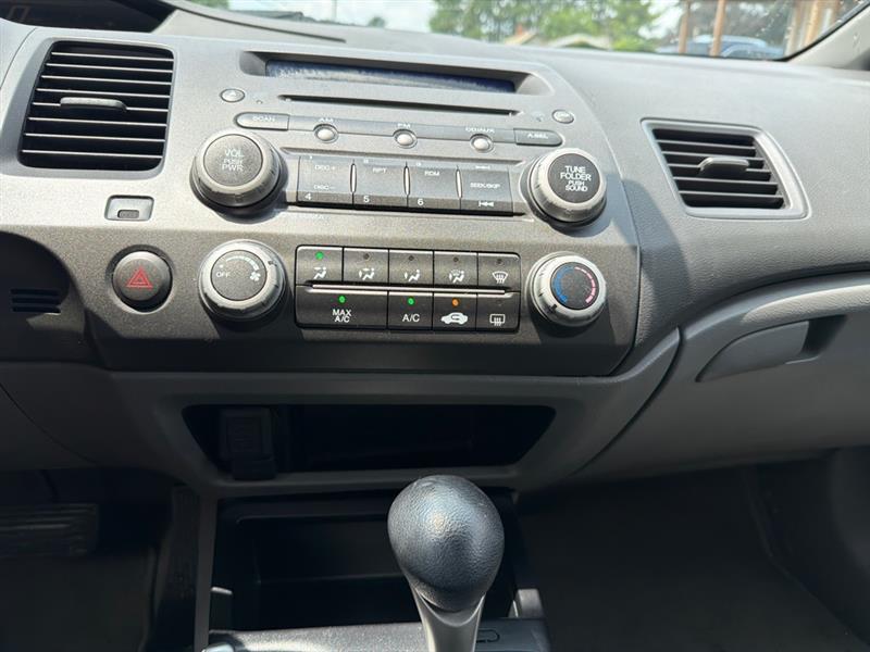 Honda Civic LX Sedan AT 2007