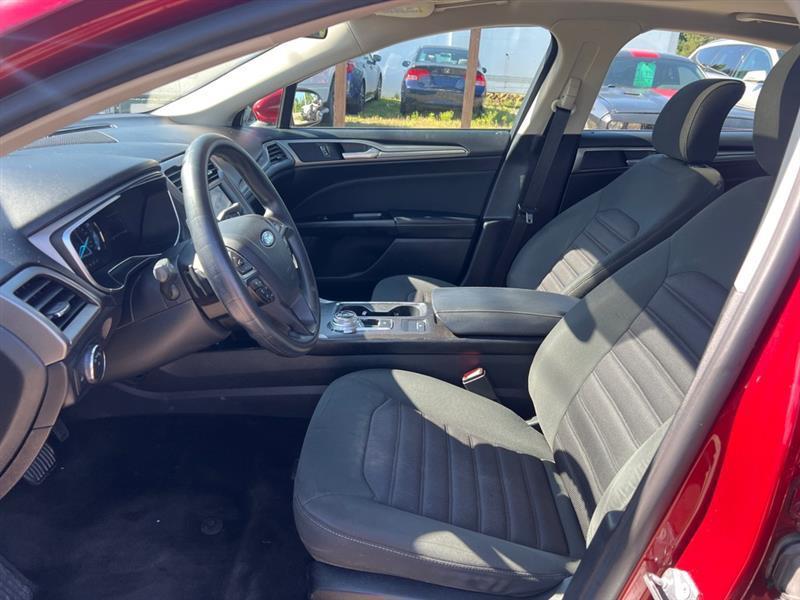 Ford Fusion SE 2017