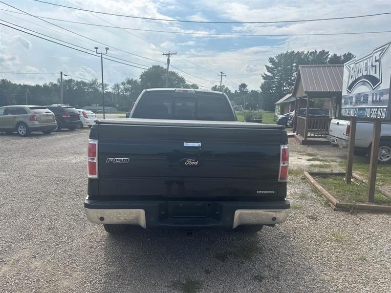 Ford F-150 XL SuperCab 8-ft. Bed 4WD 2011