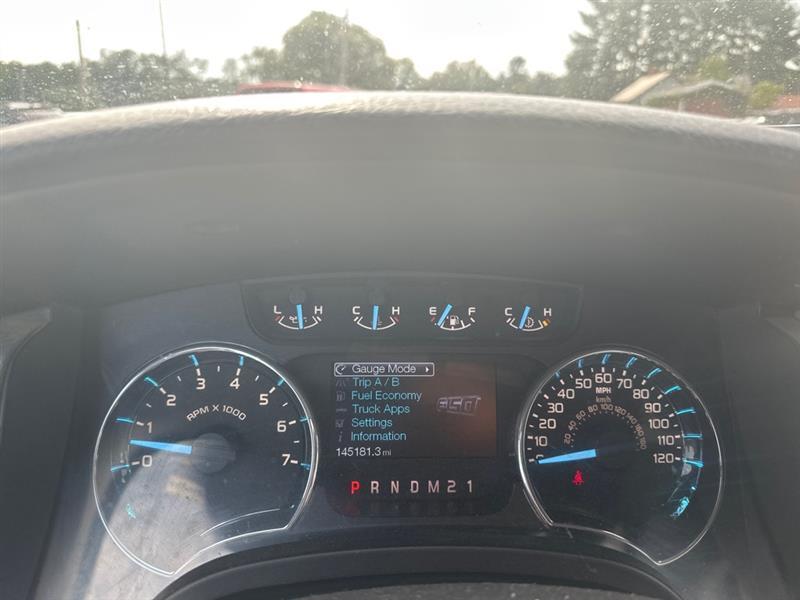 Ford F-150 XL SuperCab 8-ft. Bed 4WD 2011
