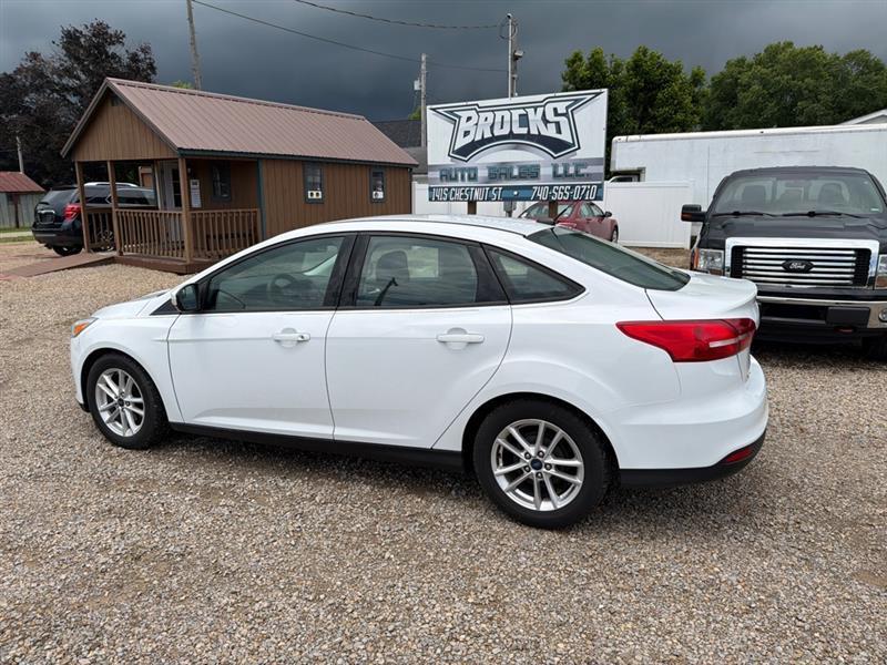 Ford Focus SE Sedan 2016