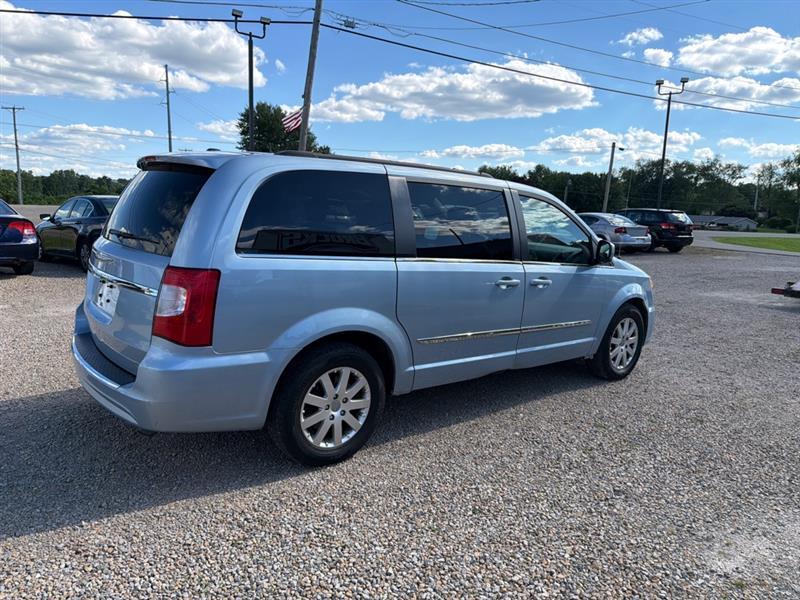 Chrysler Town & Country Touring 2012