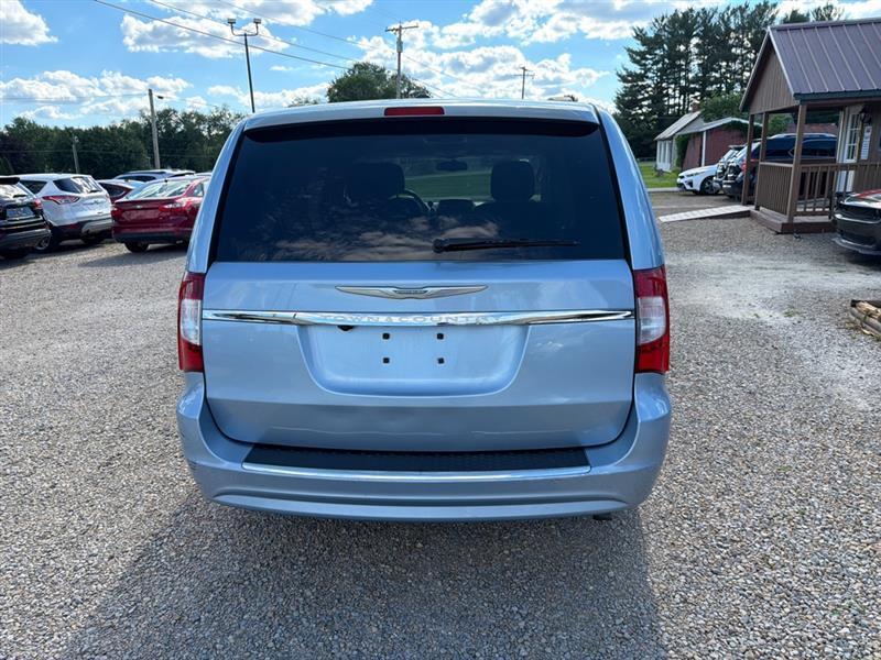Chrysler Town & Country Touring 2012