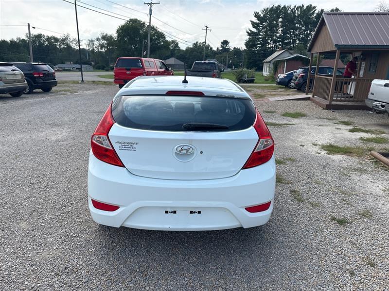 Hyundai Accent GS 5-Door 2014