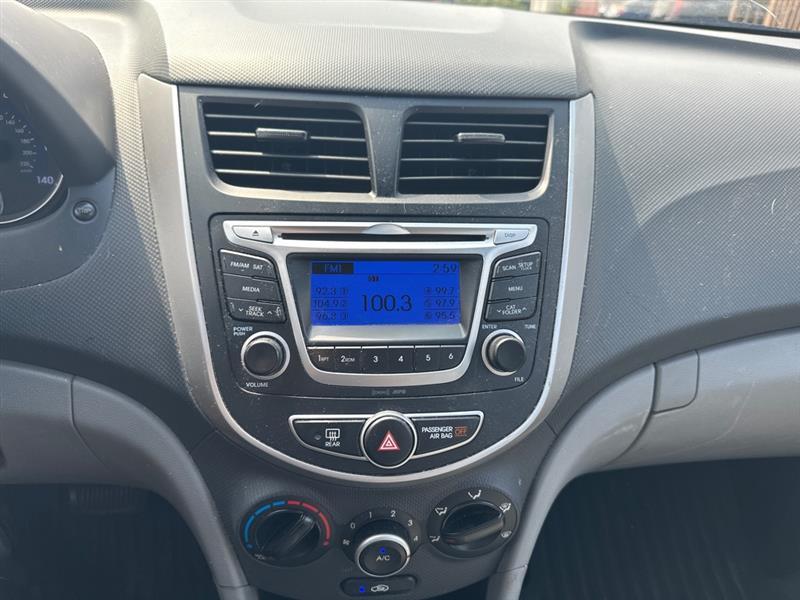 Hyundai Accent GS 5-Door 2014
