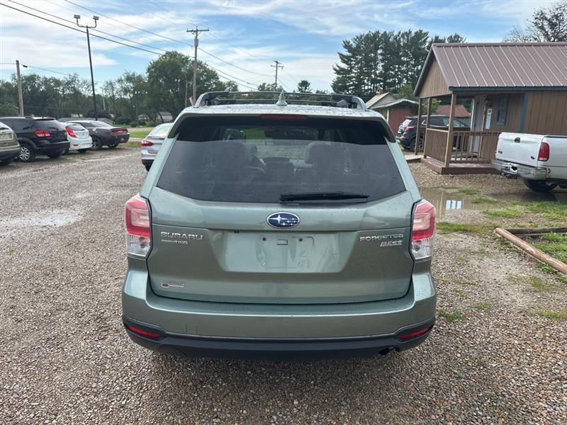 Subaru Forester 2.5i Premium PZEV CVT 2017