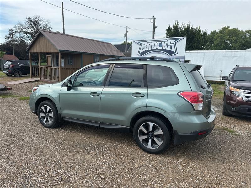 Subaru Forester 2.5i Premium PZEV CVT 2017