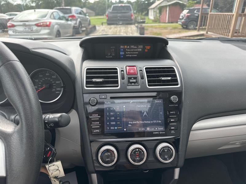 Subaru Forester 2.5i Premium PZEV CVT 2017
