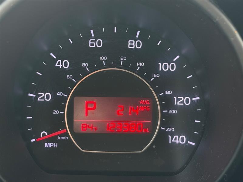 Kia Soul Base 6A 2016