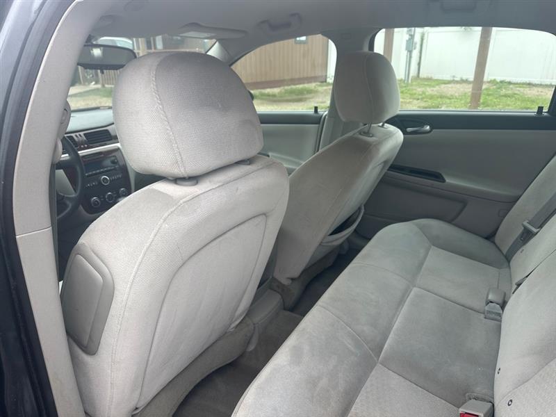 Chevrolet Impala LS 2011