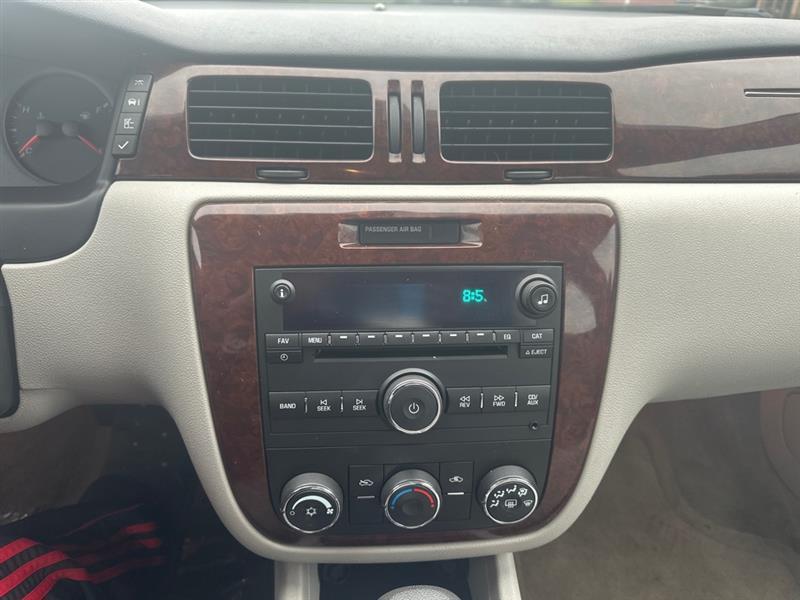 Chevrolet Impala LS 2011