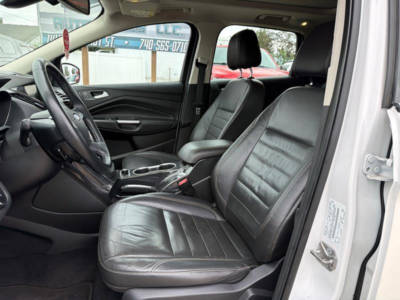 Ford Escape Titanium FWD 2015