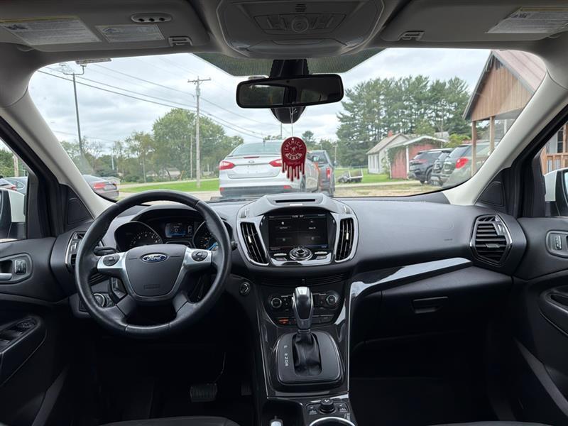 Ford Escape Titanium FWD 2015