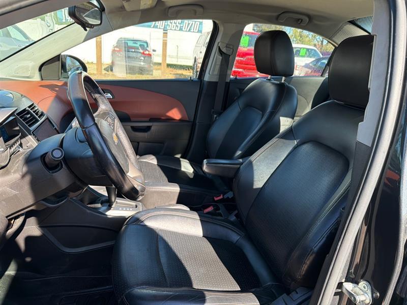 Chevrolet Sonic LTZ Auto Sedan 2015