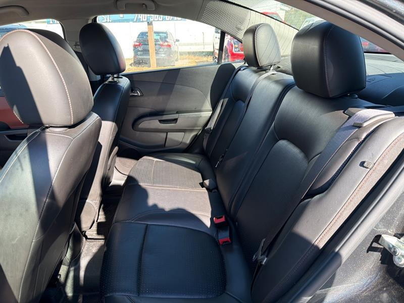 Chevrolet Sonic LTZ Auto Sedan 2015