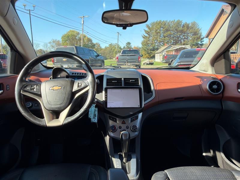 Chevrolet Sonic LTZ Auto Sedan 2015