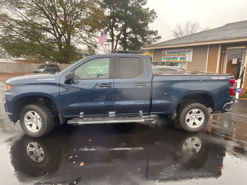 Chevrolet Silverado 1500 Custom Double Cab 4WD 2020