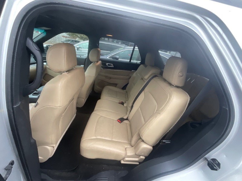 Ford Explorer Limited FWD 2016