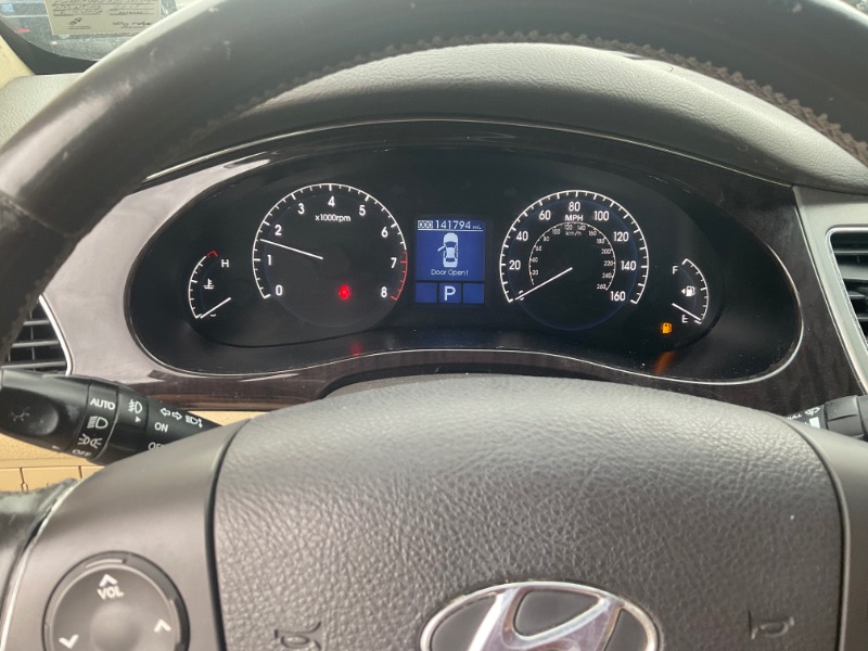Hyundai Genesis 3.8L 2011