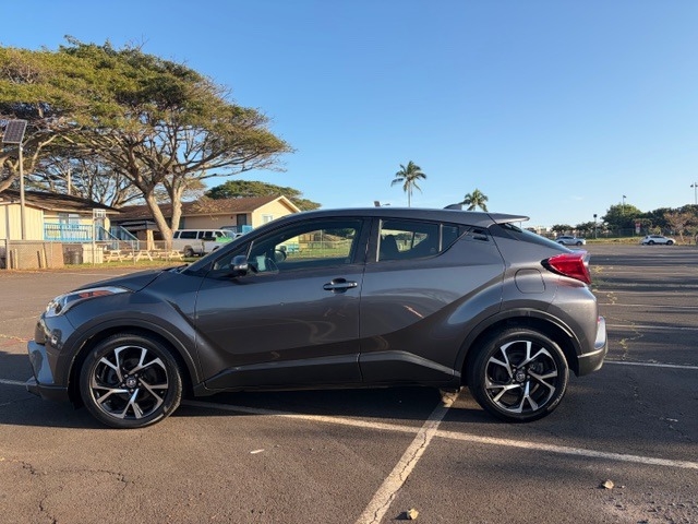 Toyota C-HR LE 2019