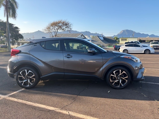 Toyota C-HR LE 2019