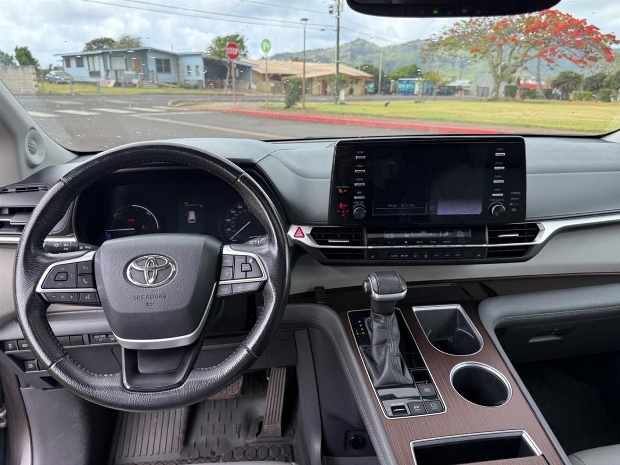 Toyota Sienna XLE 7-Passenger 2021