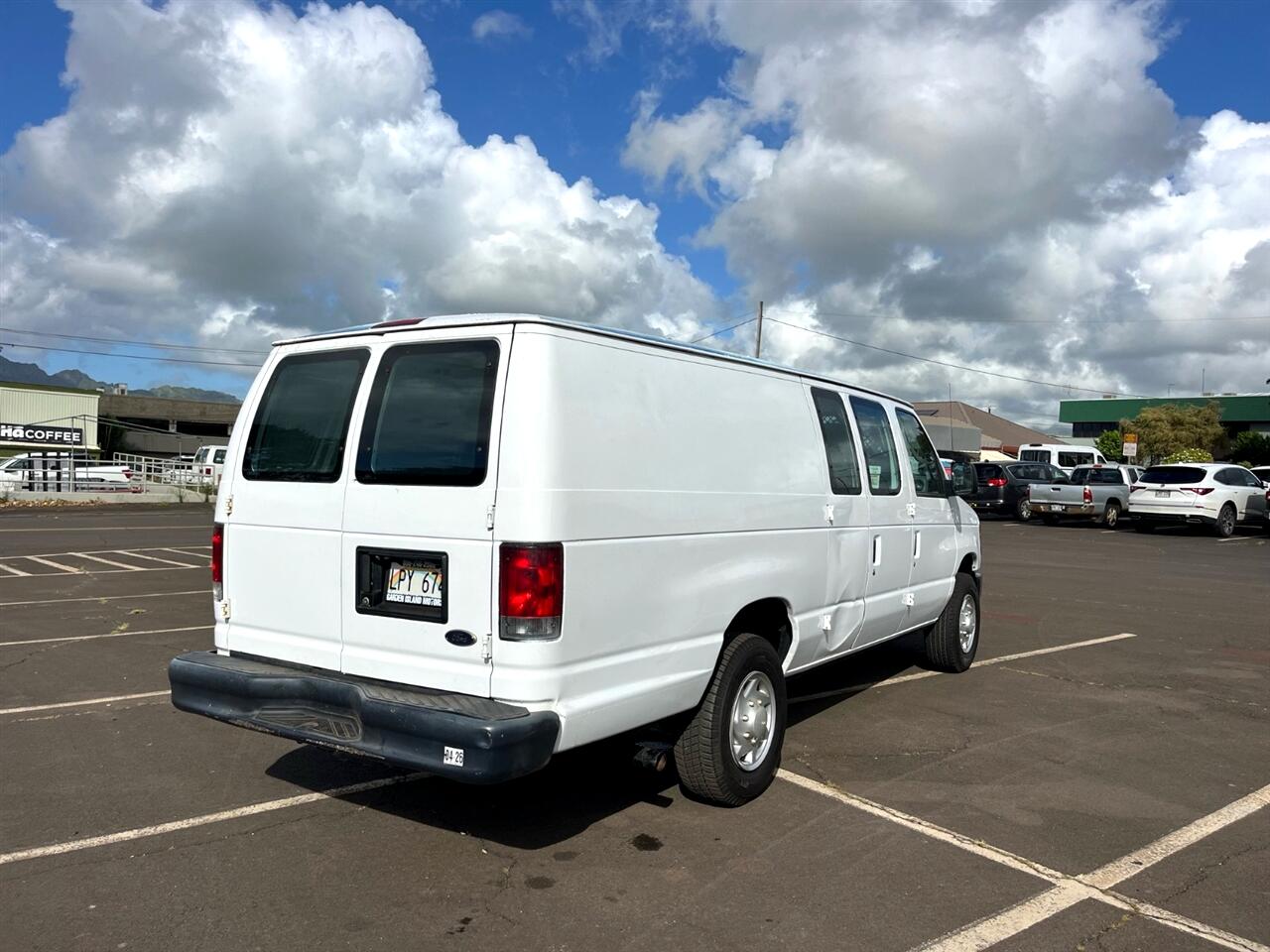 Ford Econoline E-350 Super Duty Extended 2014