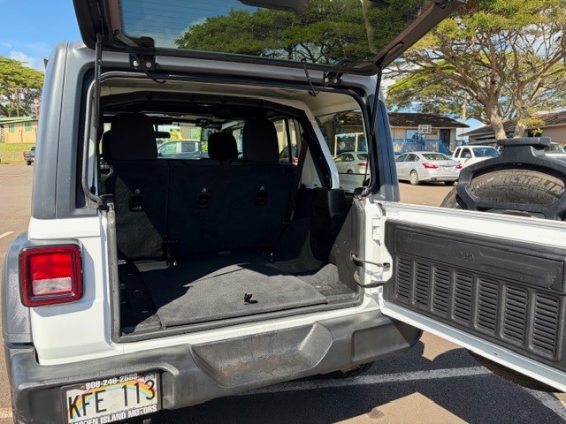 Jeep Wrangler Unlimited Sport 2019